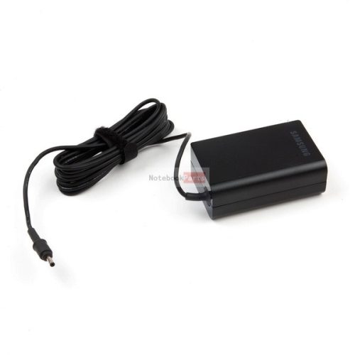 SAMSUNG 40W Gyári laptop tápegység vékony, <3.0*1.1mm> csatlakozóval